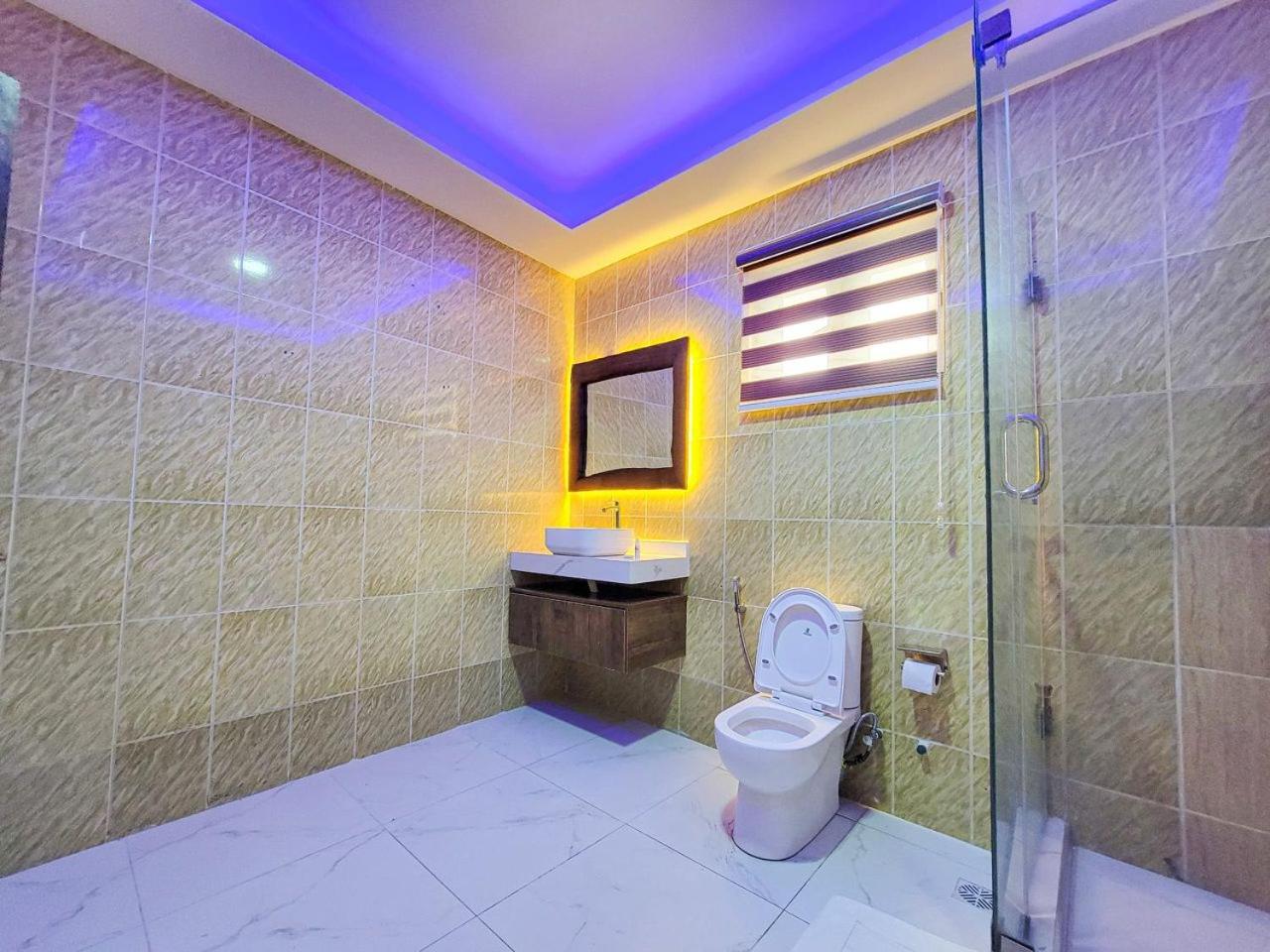 Presken @ Freedom Way, Lekki