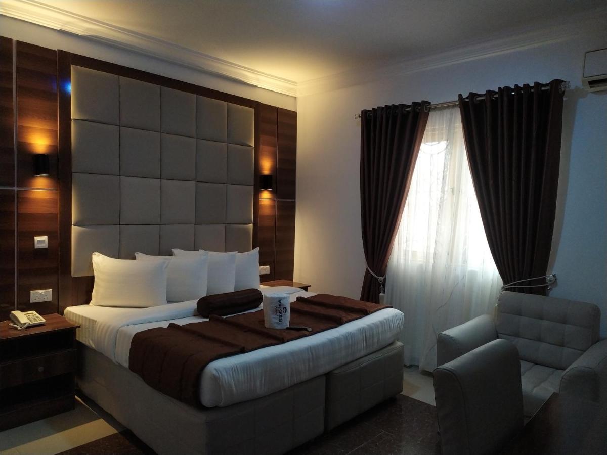 Hotel Presken @ Freedom Way,